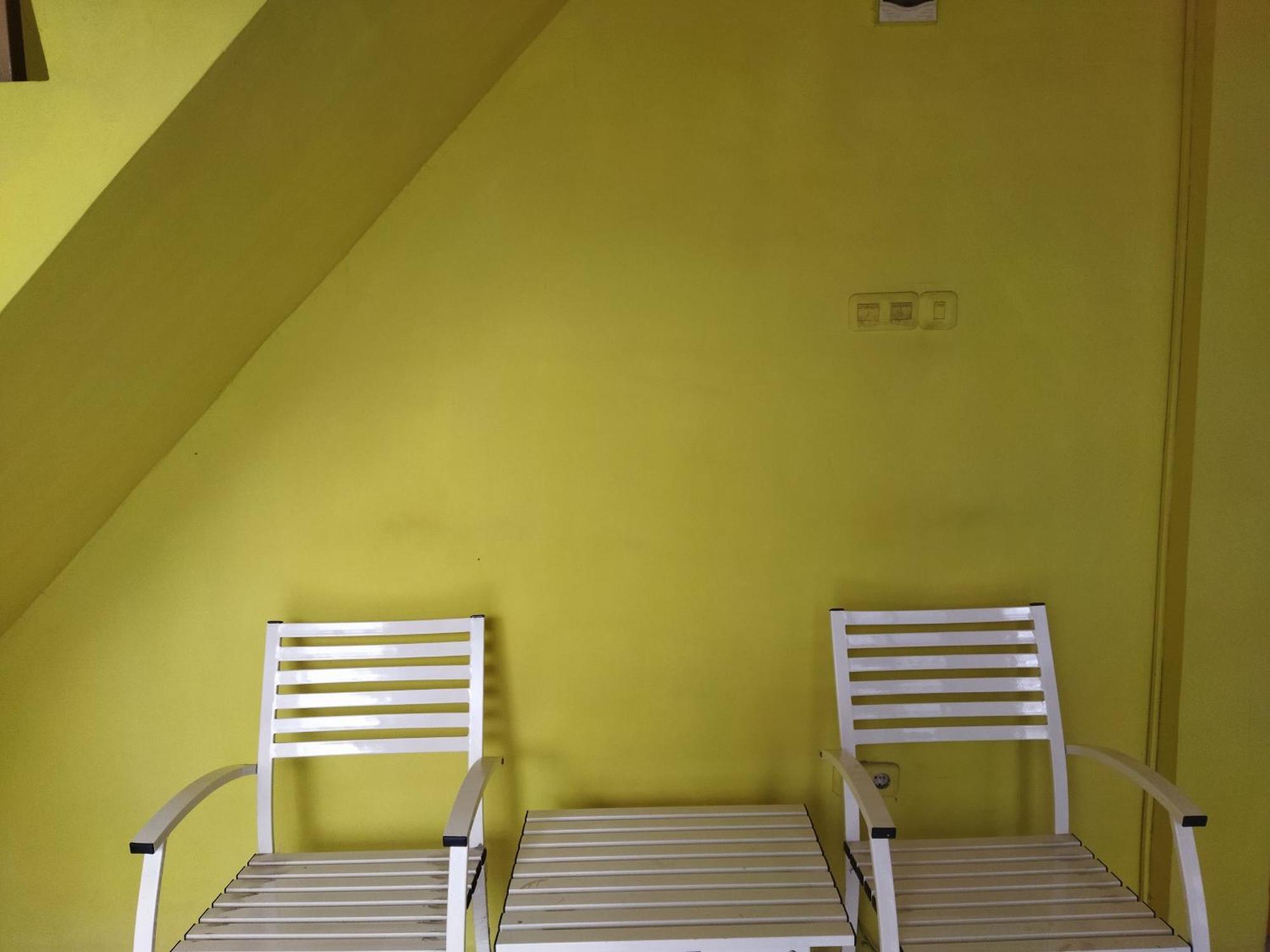 Oyo 92231 Penginapan Tanjung Alang Syariah Macáçar Exterior foto